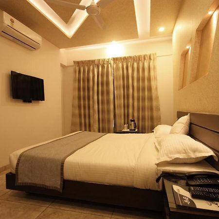 Hotel Bait Inn Ahmedabad Exterior foto