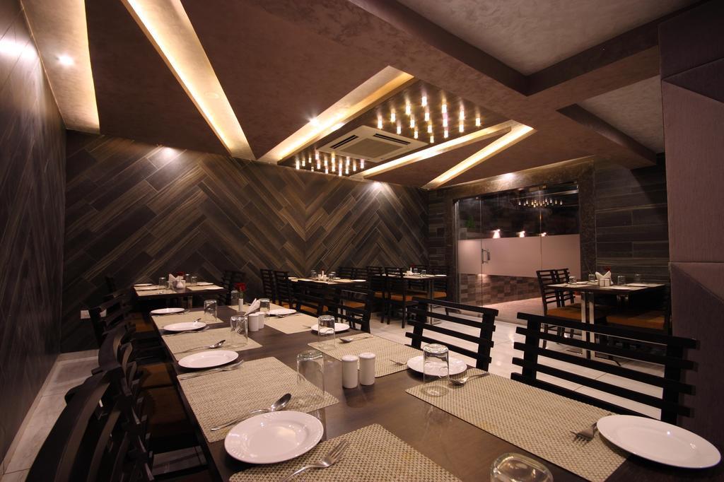 Hotel Bait Inn Ahmedabad Exterior foto