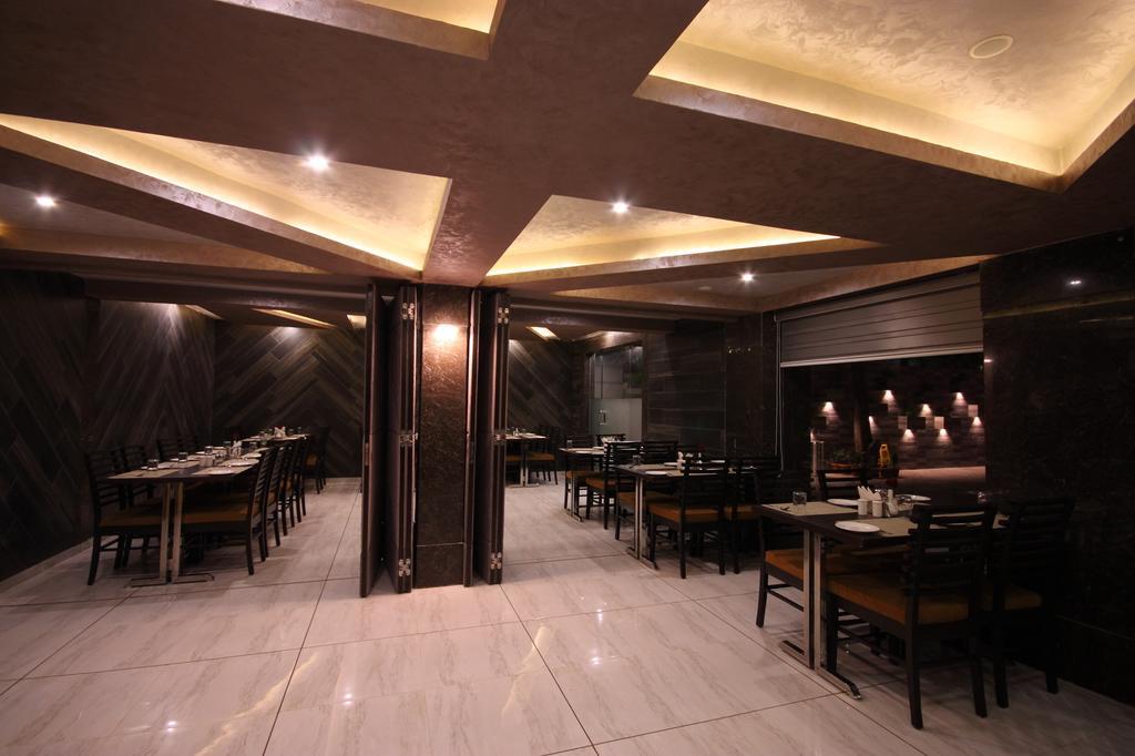 Hotel Bait Inn Ahmedabad Exterior foto