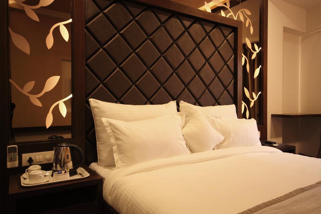Hotel Bait Inn Ahmedabad Zimmer foto