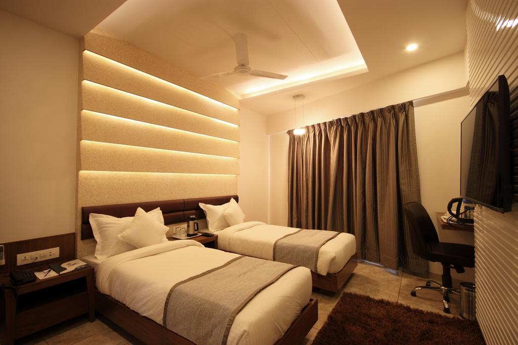Hotel Bait Inn Ahmedabad Zimmer foto