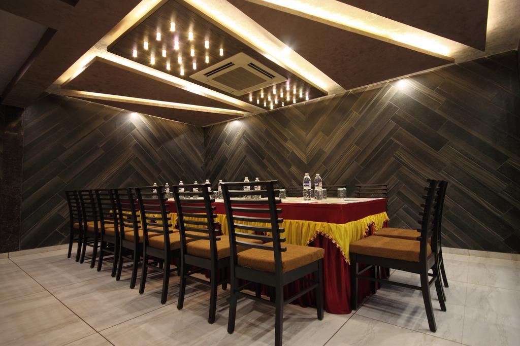 Hotel Bait Inn Ahmedabad Exterior foto