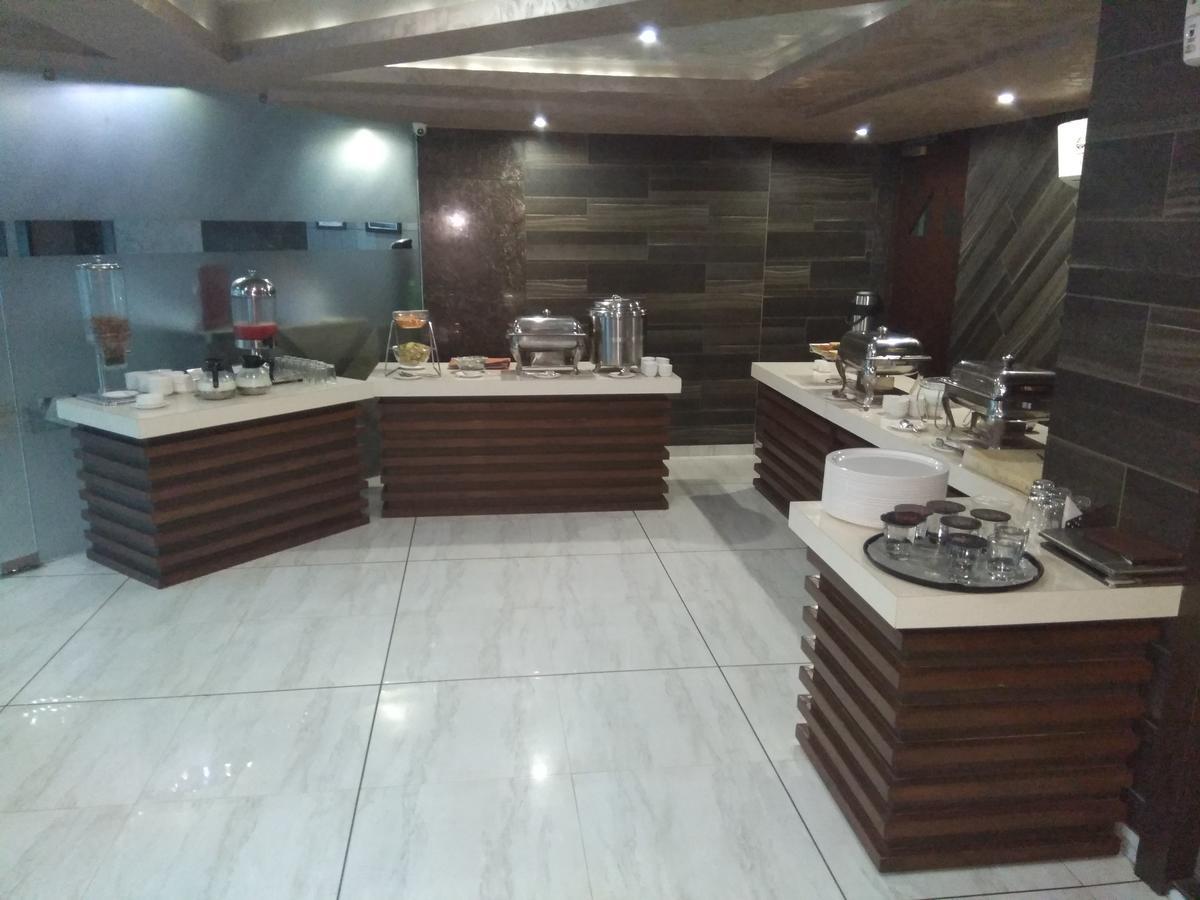 Hotel Bait Inn Ahmedabad Exterior foto
