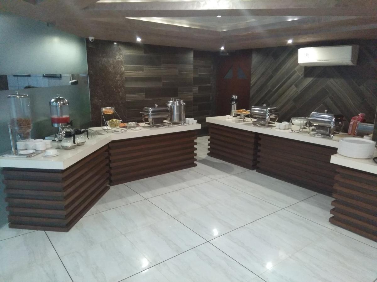 Hotel Bait Inn Ahmedabad Exterior foto